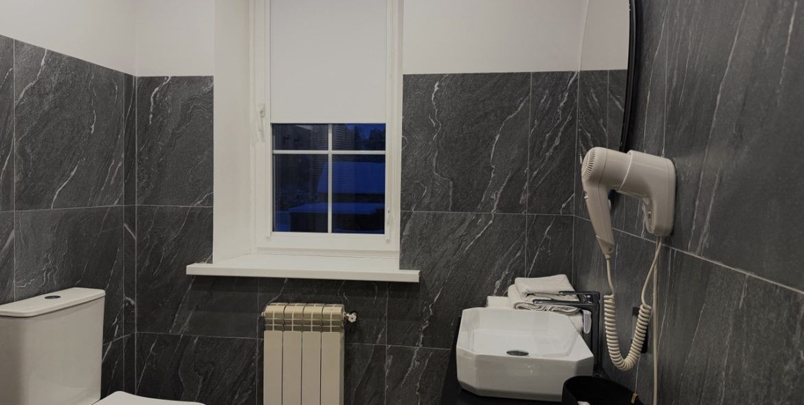 c41c64b9-27f2-4fc7-8b73-21b34732a0c2